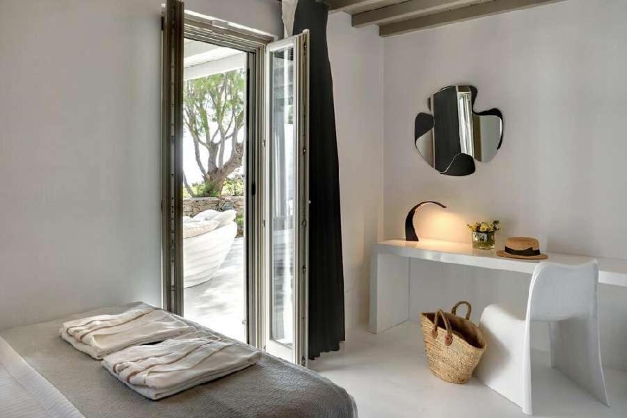 Villa Dafni 4Bed With Pool In Kalafatis Spilia Mykonos Town Esterno foto